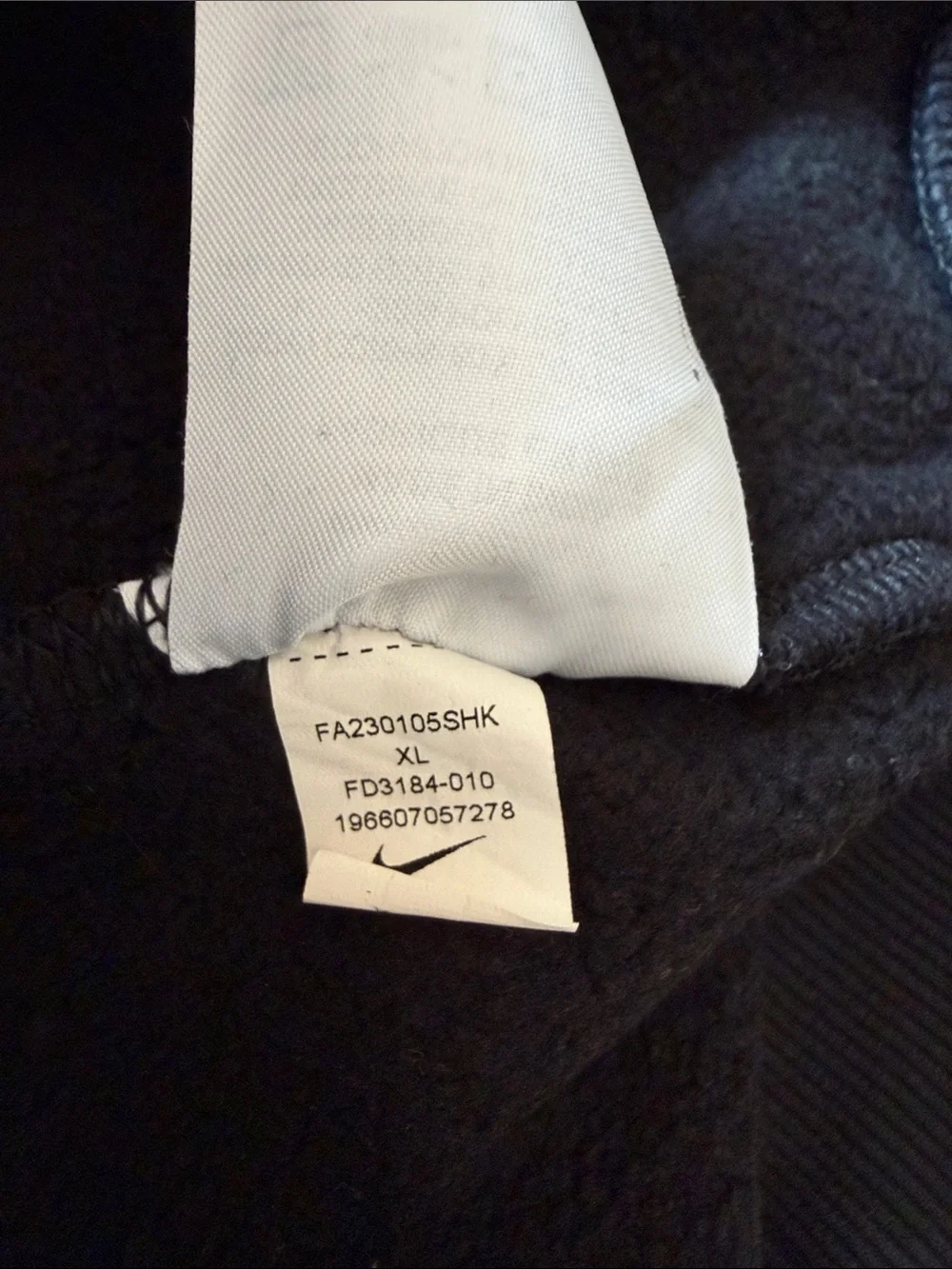 Nike Boys XL Black Hoodie Sweatshirt